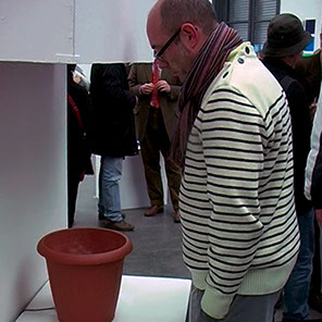 2006 ya quelqu un le peu m interesse296x296