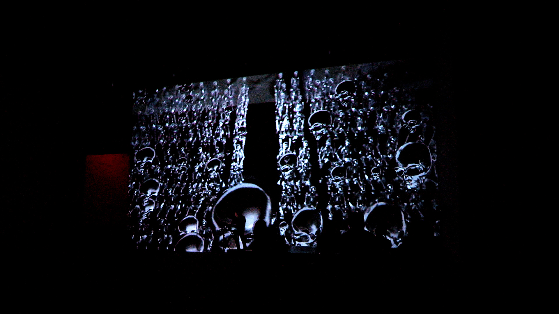 Master Live Comète 00 27 54 18 Still113